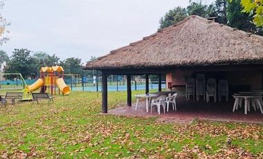 Lote en venta en Las Canuelas Club de Campo