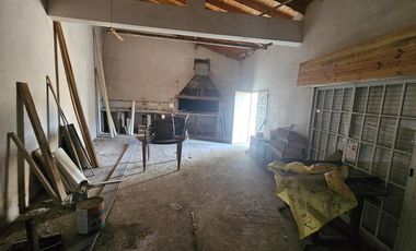 Casa en venta - 4 Dormitorios 3 Baños - Cochera - 503Mts2 - General Pacheco