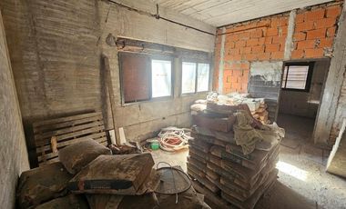 Casa en venta - 4 Dormitorios 3 Baños - Cochera - 503Mts2 - General Pacheco