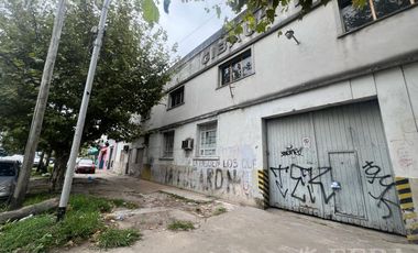 Venta de terreno de 1800 m2 en Villa Dominico
