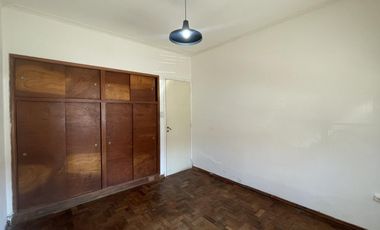 Departamento de 2 dormitorios en venta en La Plata