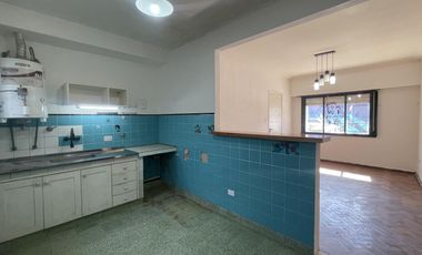 Departamento de 2 dormitorios en venta en La Plata