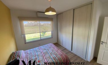 Casa en  venta, 7 ambientes - Lagos de Canning