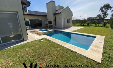 Casa en  venta, 7 ambientes - Lagos de Canning