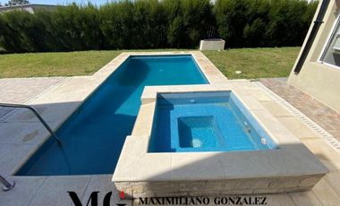 Casa en  venta, 7 ambientes - Lagos de Canning