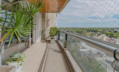 Departamento en venta - 4 Dormitorios 4 Baños - 182Mts2 - Lomas de Zamora