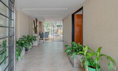 Departamento en venta - 4 Dormitorios 4 Baños - 182Mts2 - Lomas de Zamora