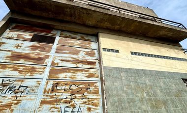 Depósito en Monte Chingolo