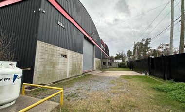 ALQUILER DEPOSITO 1900 M2  en  BENAVIDEZ TIGRE
