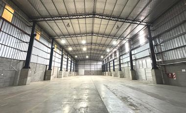 ALQUILER DEPOSITO 1900 M2  en  BENAVIDEZ TIGRE