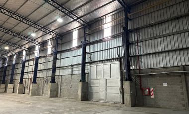 ALQUILER DEPOSITO 1900 M2  en  BENAVIDEZ TIGRE