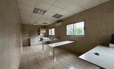 ALQUILER DEPOSITO 1900 M2  en  BENAVIDEZ TIGRE
