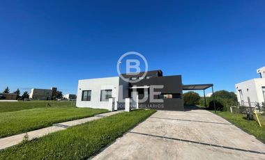 Casa Venta Canning La Alameda 4 Ambientes y Parrilla