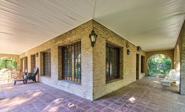 Casa en  VENTA - Las Lomas de Beccar - San Isidro