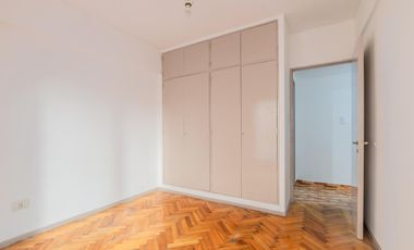 Departamento 4 amb. c/cochera apto crédito- San Telmo
