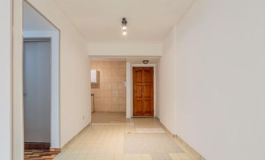Departamento 4 amb. c/cochera apto crédito- San Telmo