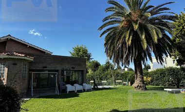 Casa en venta en Country Club Banco Provincia