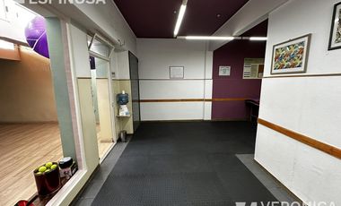 Departamento de cuatro ambientes en venta, Ramos Mejia Apto profesional.