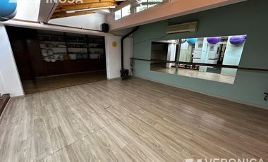 Departamento de cuatro ambientes en venta, Ramos Mejia Apto profesional.