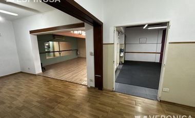 Departamento de cuatro ambientes en venta, Ramos Mejia Apto profesional.