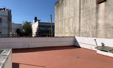 Chalet  en  Venta 4 Amb. c/ fondo y terraza - Ramos Mejia Sur