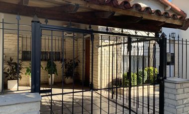 Chalet  en  Venta 4 Amb. c/ fondo y terraza - Ramos Mejia Sur