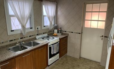 Chalet  en  Venta 4 Amb. c/ fondo y terraza - Ramos Mejia Sur