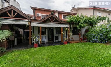 Chalet 5 ambientes en Barrioparque