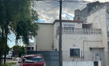 Boulogne, en venta, casa sobre lote propio con 2 dormitorios, ideal para mejorar