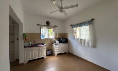 Boulogne, en venta, casa sobre lote propio con 2 dormitorios, ideal para mejorar