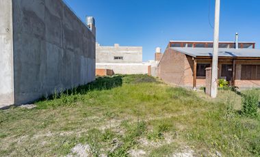 VENTA/PERMUTA - Casa - 5 dormitorios - Pileta y quincho - Palo Alto, Pueblo Esther