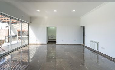 VENTA/PERMUTA - Casa - 5 dormitorios - Pileta y quincho - Palo Alto, Pueblo Esther