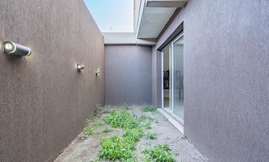 VENTA/PERMUTA - Casa - 5 dormitorios - Pileta y quincho - Palo Alto, Pueblo Esther