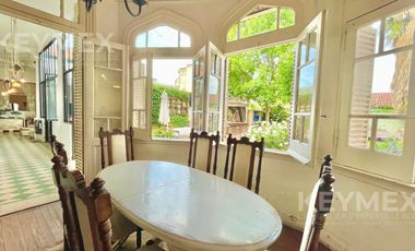 Venta PH en San Isidro 4 ambientes, pasaje seguro, cerca de plaza, café y tren
