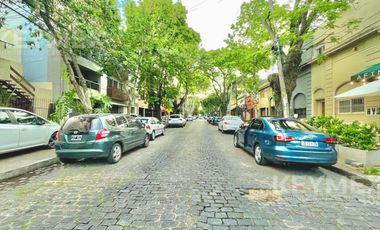 Venta PH en San Isidro 4 ambientes, pasaje seguro, cerca de plaza, café y tren