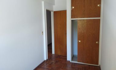 Departamento venta La Plata 2 dormitorios  cocehra zona bosque PRECIO REBAJADO U$D 75.000