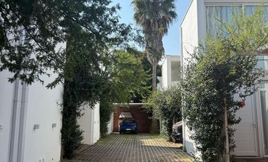 casa duplex housing en venta villa allende centro