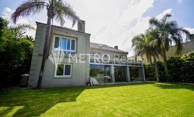 Casa en Venta y Alquiler en Las Caletas, Nordelta