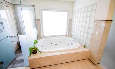 Casa en Venta y Alquiler en Las Caletas, Nordelta