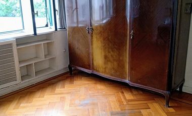 Venta Departamento 3 Ambientes con Dependencia Balcón Frente en Balvanera