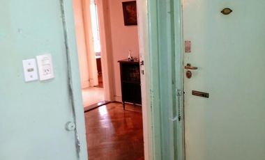 Venta Departamento 3 Ambientes con Dependencia Balcón Frente en Balvanera
