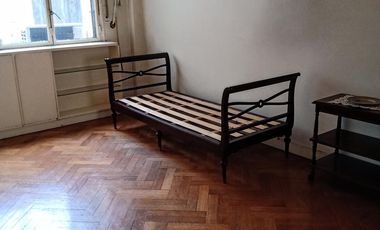 Venta Departamento 3 Ambientes con Dependencia Balcón Frente en Balvanera