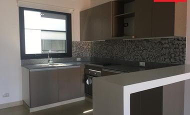 Departamento 2 ambientes al frente en venta - Urquiza R - Urban Acha