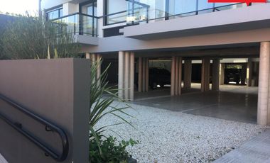 Departamento 2 ambientes al frente en venta - Urquiza R - Urban Acha