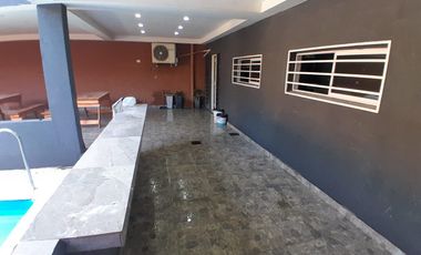Casa en El Triangulo Malvinas Argentinas