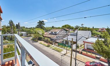 Venta Departamento 2 Ambientes Hurlingham 2° A