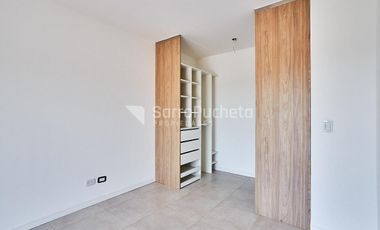 Venta Departamento 2 Ambientes Hurlingham 2° A