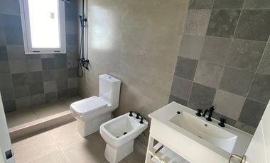 Casa en Barrio Privado 