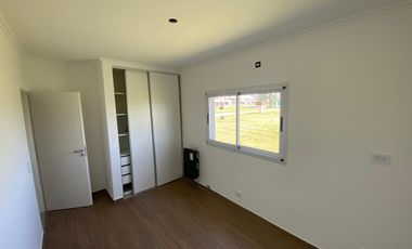 Casa en Barrio Privado 
