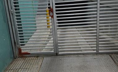 Cochera Cubierta en Venta con PORTON AUTOMATICO en Escobar, GBA Norte